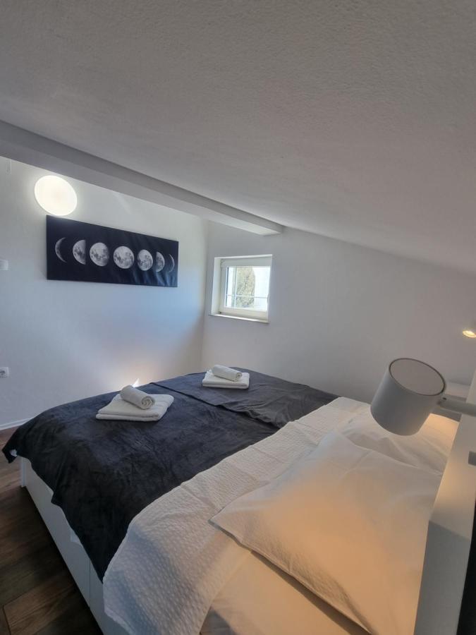 Apartment Miric Crikvenica Bagian luar foto