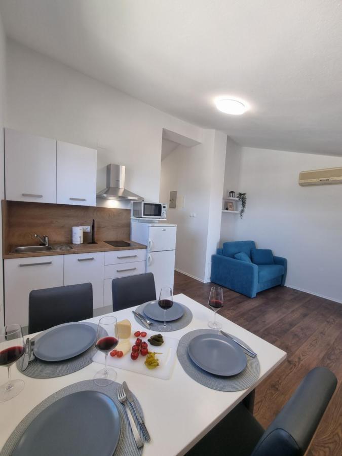 Apartment Miric Crikvenica Bagian luar foto
