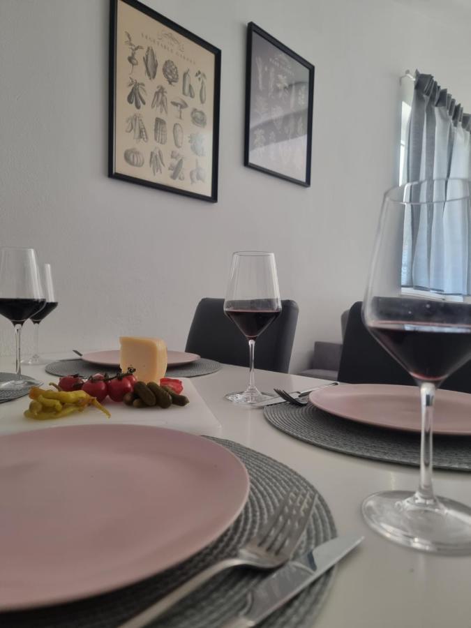 Apartment Miric Crikvenica Bagian luar foto