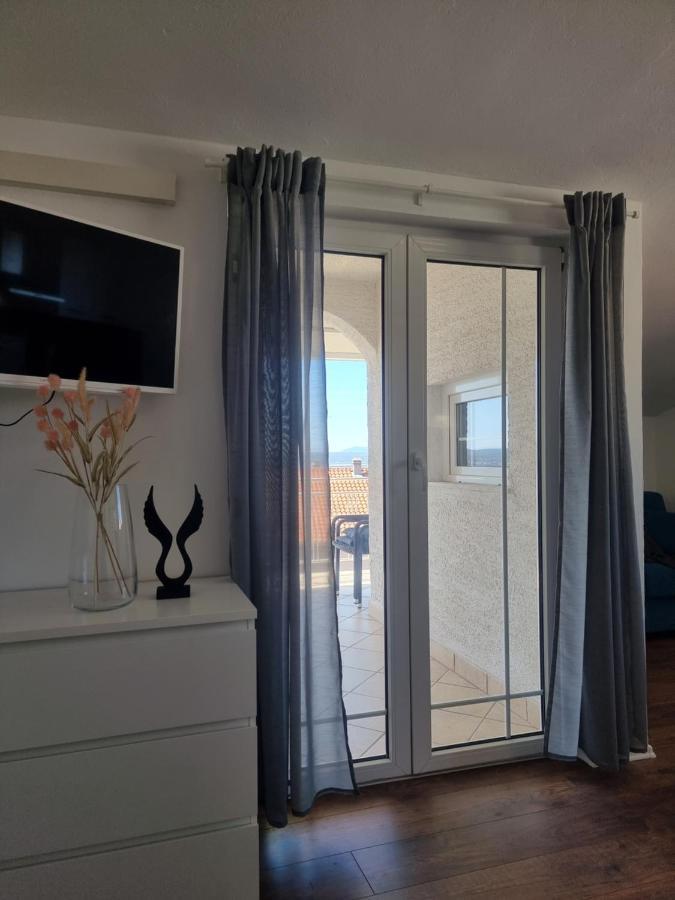 Apartment Miric Crikvenica Bagian luar foto